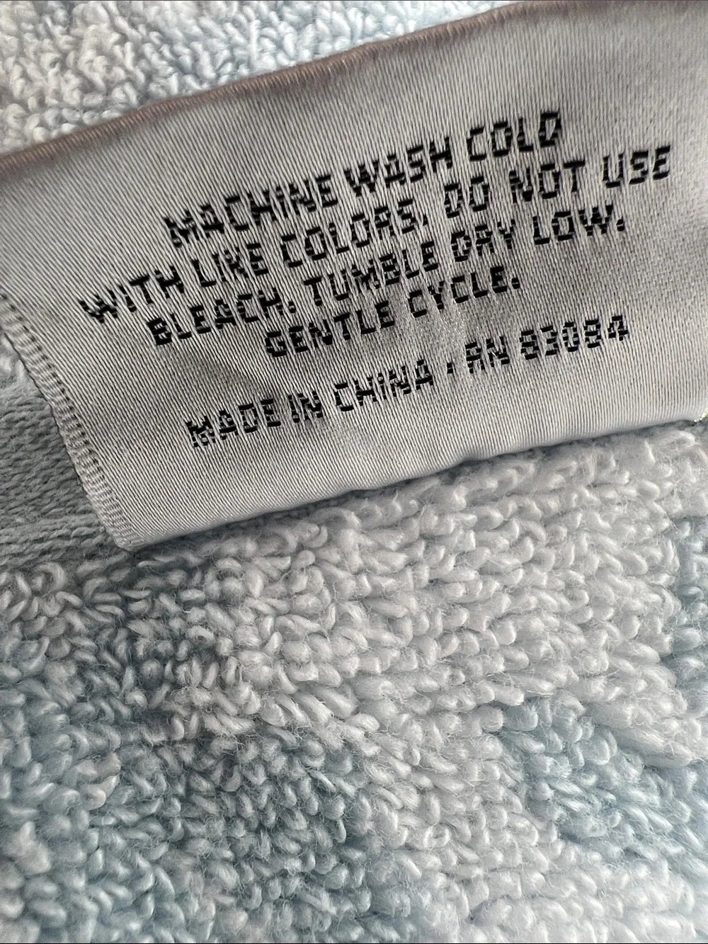Common Thread Bath Towels Light Blue White Floral Zero TwistCotton 2 Pc NEW
